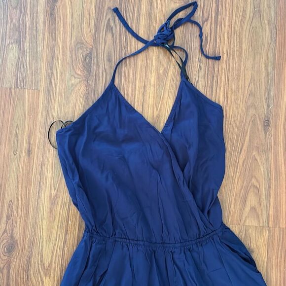 Lulus Navy one piece halter jumper. Pants size S rayon - Picture 2 of 5